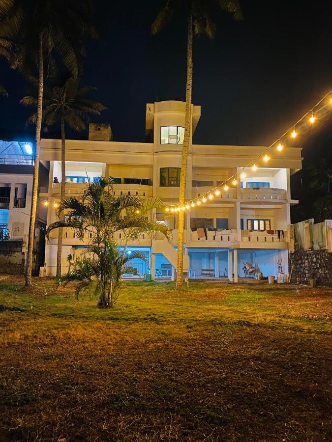 Hellovarkala Beach Resort Exterior photo