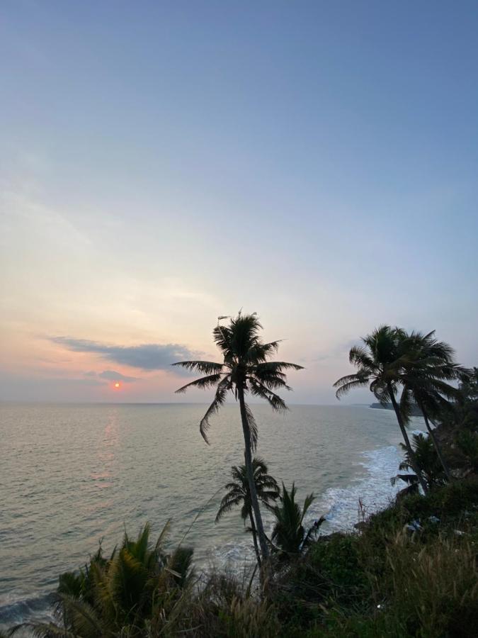 Hellovarkala Beach Resort Exterior photo