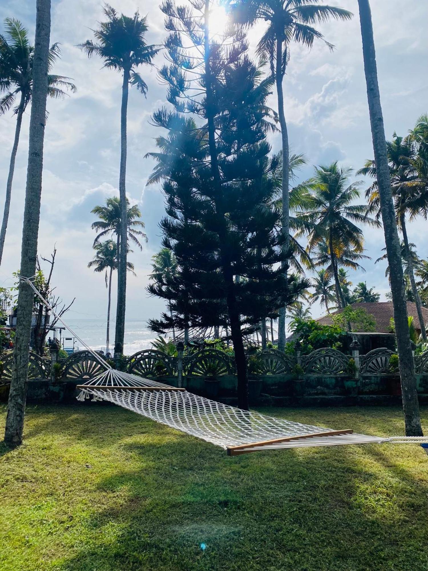 Hellovarkala Beach Resort Exterior photo